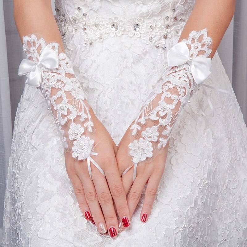 Women's Bow Decorated Bridal Gloves