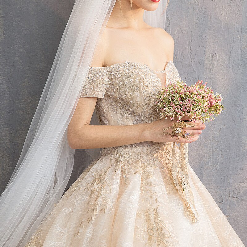 Elegant off Shoulders Wedding Dress for Women