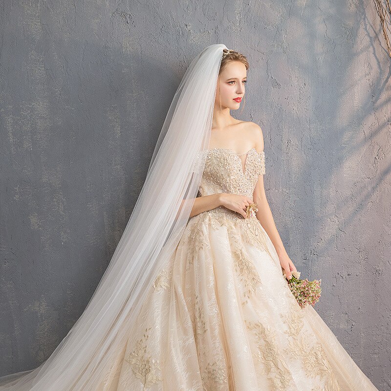 Elegant off Shoulders Wedding Dress for Women