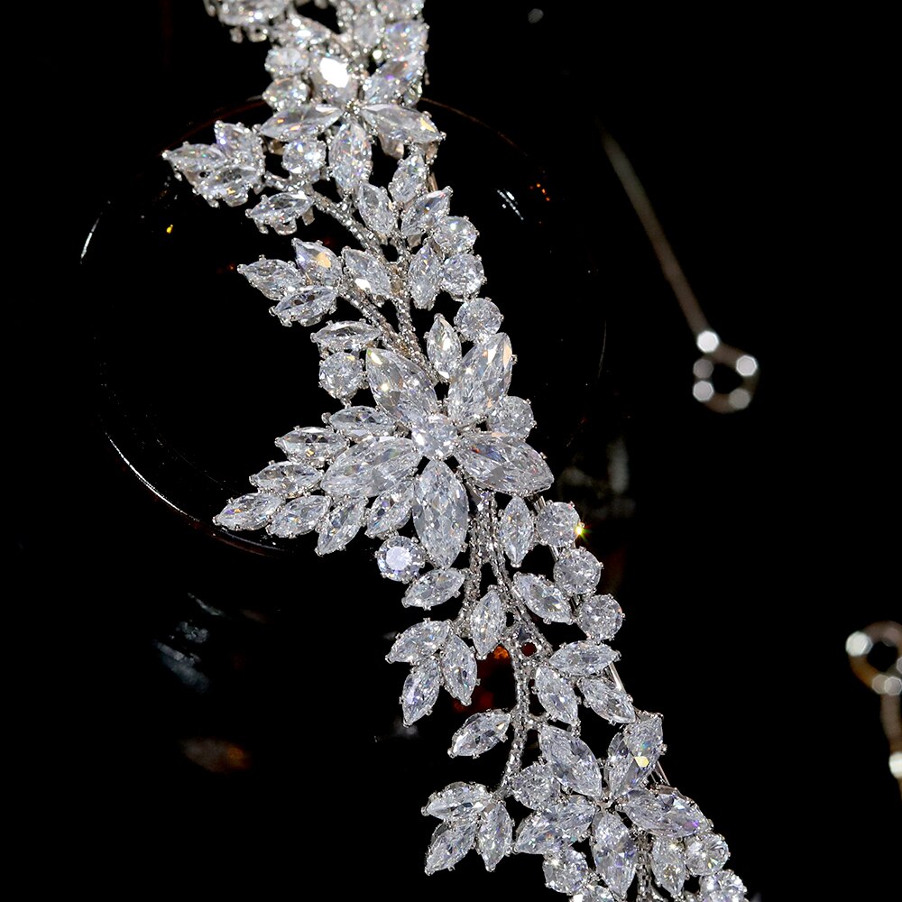 Fashion Wedding Tiaras for Brides