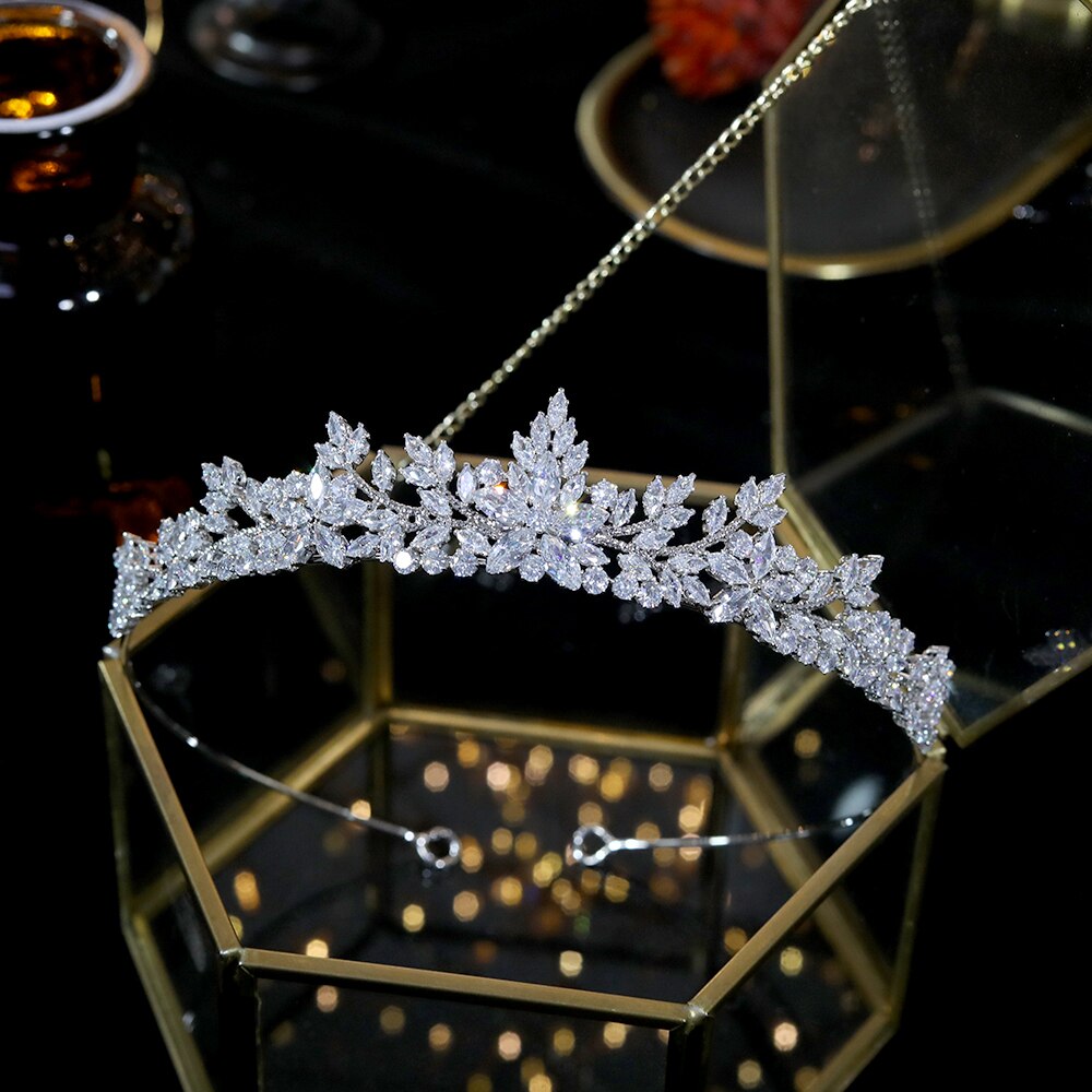 Fashion Wedding Tiaras for Brides