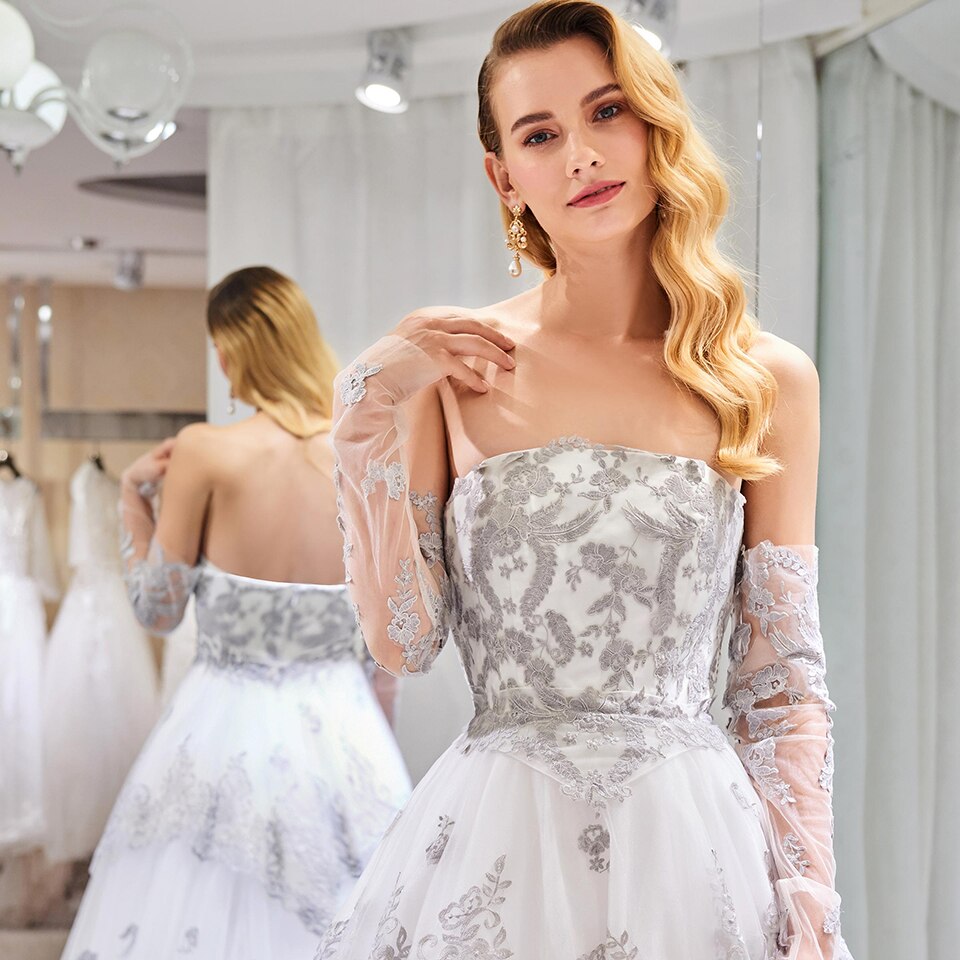 Women's Strapless Elegant Wedding Dress