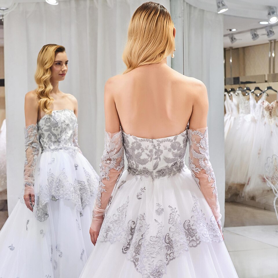 Women's Strapless Elegant Wedding Dress