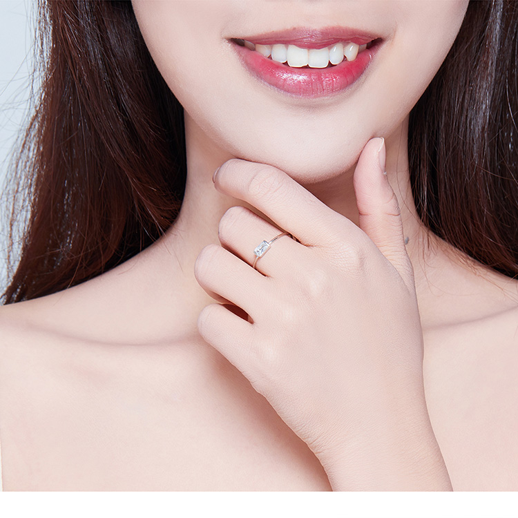 Women's Stylish 925 Sterling Silver Ring for Wedding