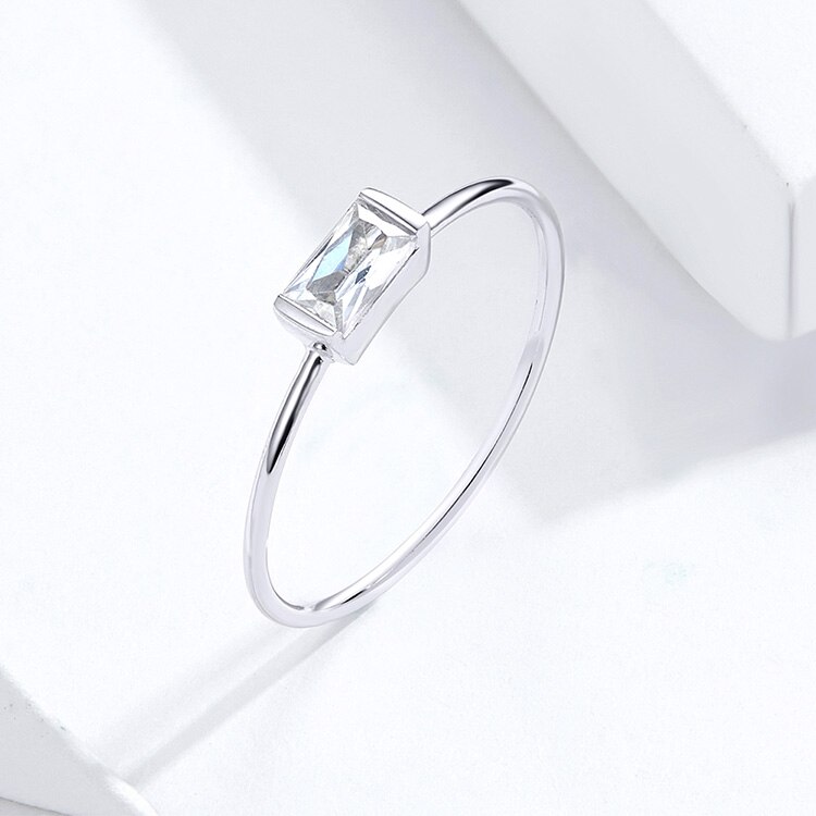 Women's Stylish 925 Sterling Silver Ring for Wedding