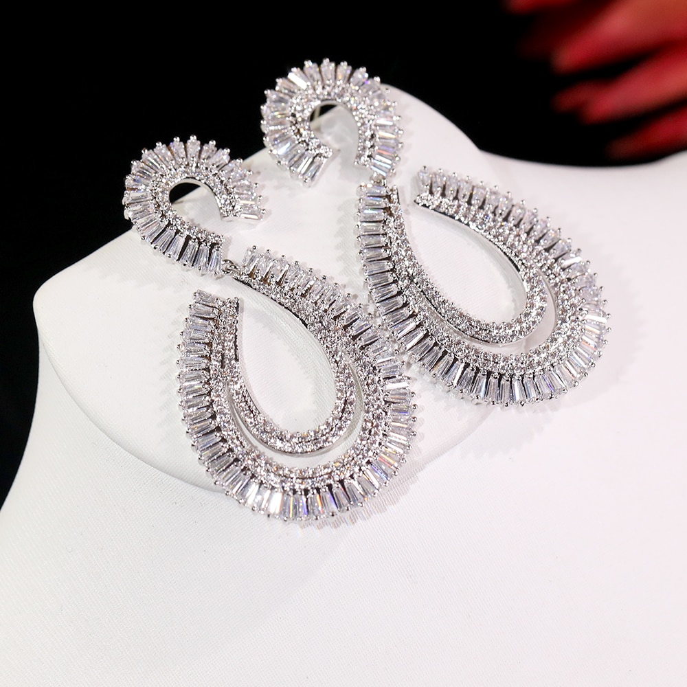 Bride's Drop Earrings for Wedding