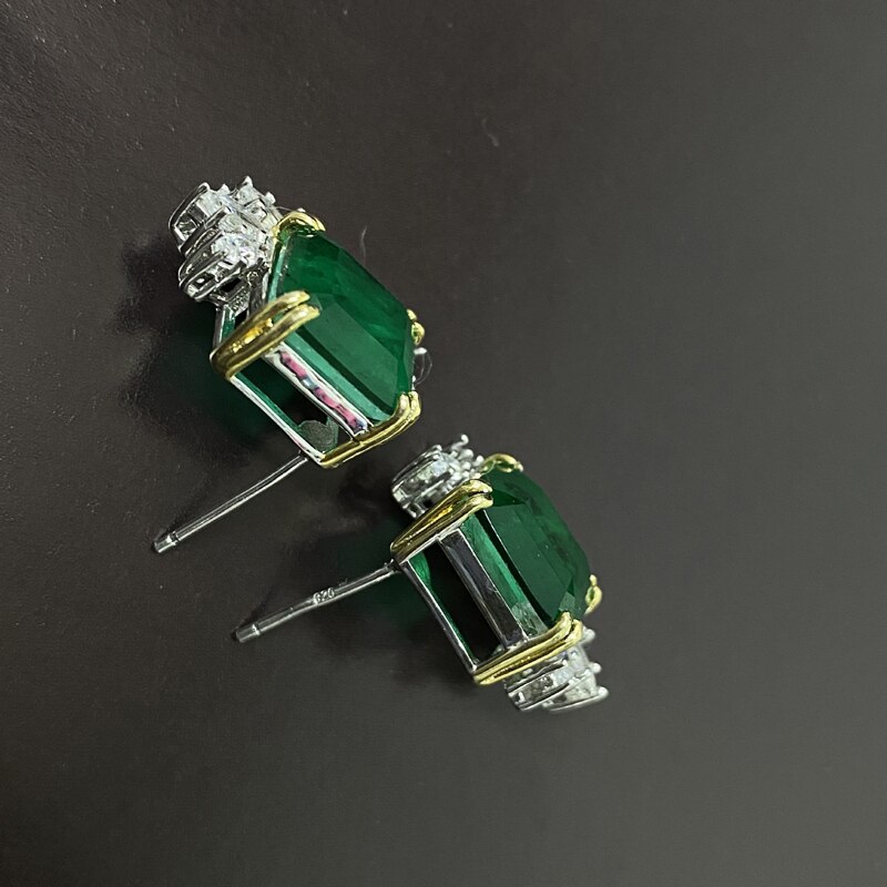 Retro Emerald Stud Earrings for Wedding