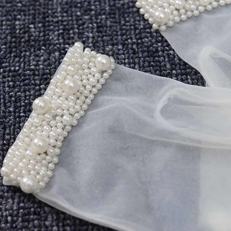 Women's Pearl Trim Bridal Gloves
