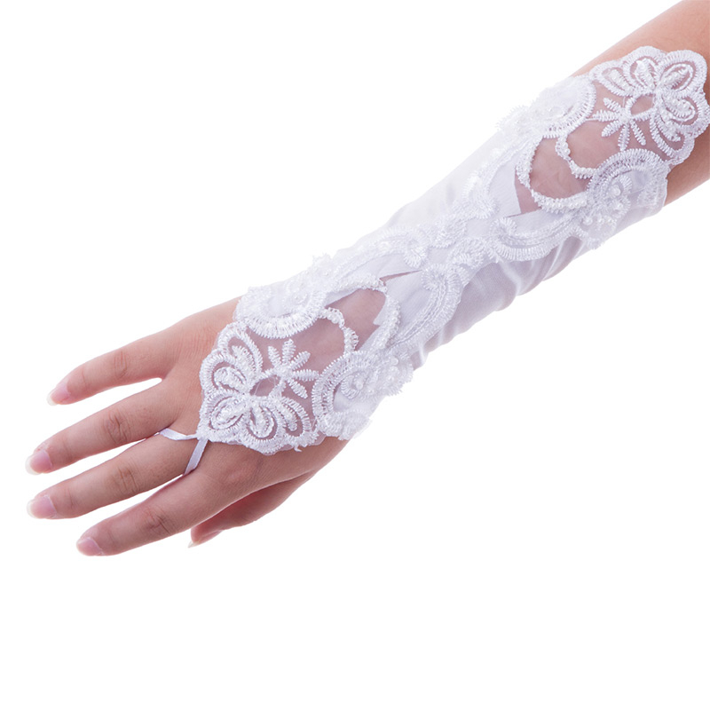 Lace Fingerless Bridal Gloves
