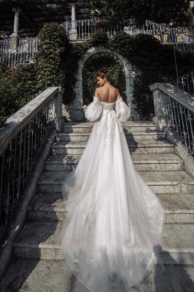 Women's Luxury Off-Shoulder Wedding Dress